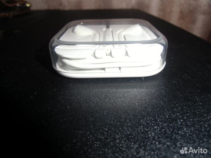 Наушники apple от SE новые