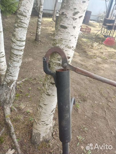 Ручной насос для скважины