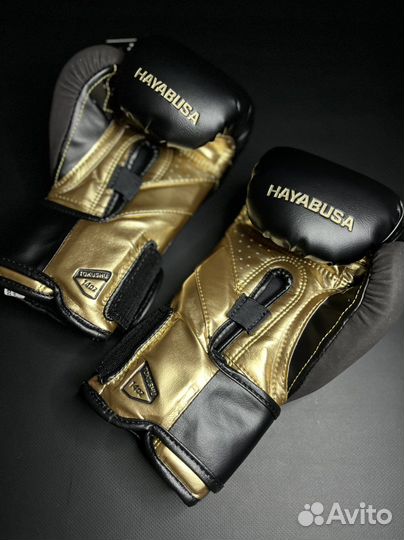 Боксерские перчатки Hayabusa