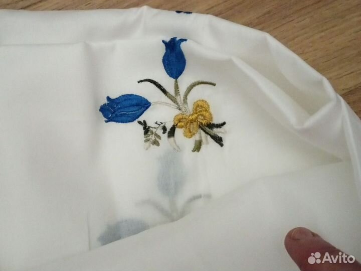 Скатерть новая, 150 х 220см, с 12 салфетками