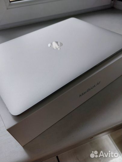 Apple MacBook Air 13 2020 8gb 256