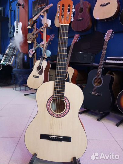 Акустическая гитара