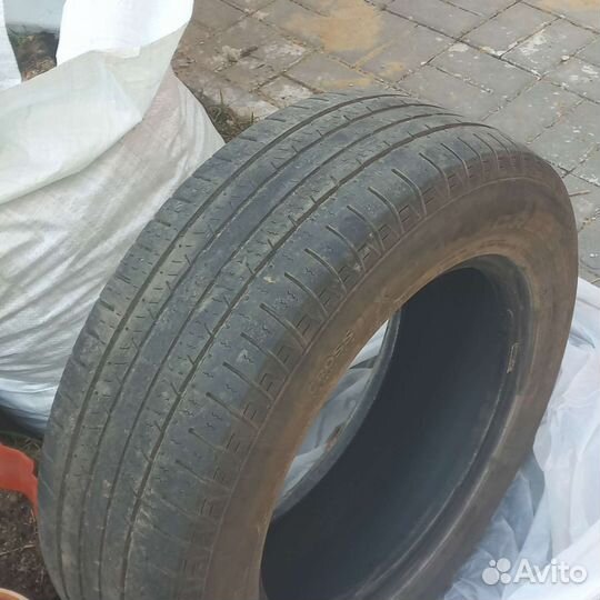 Continental ContiCrossContact LX 215/65 R16