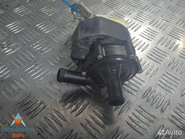 Помпа Tesla Model X 2019 1054529