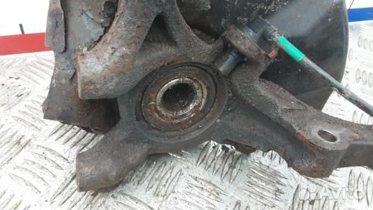 Ступица передняя левая KIA RIO 2 (EDN17K901)