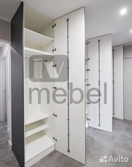 Встроенный шкаф