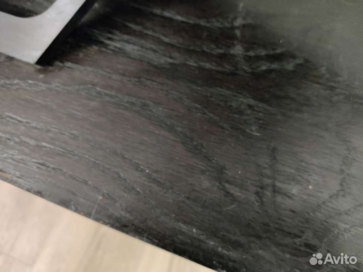 Подставка под телевизор