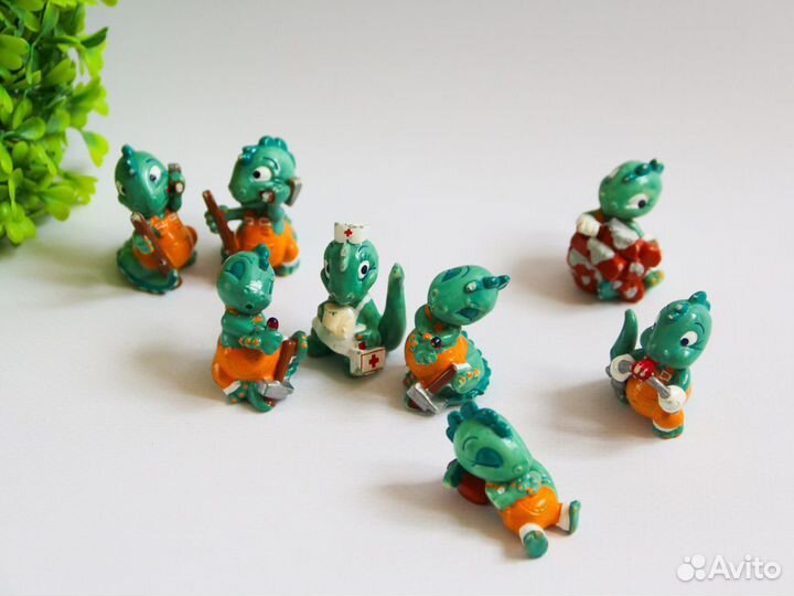 Игрушки из киндера 90х