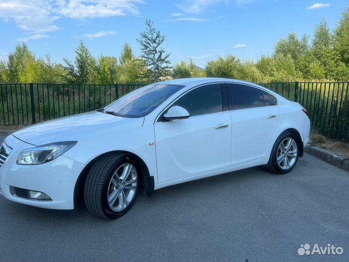 Opel Insignia 2.0 AT, 2012, 142 000 км