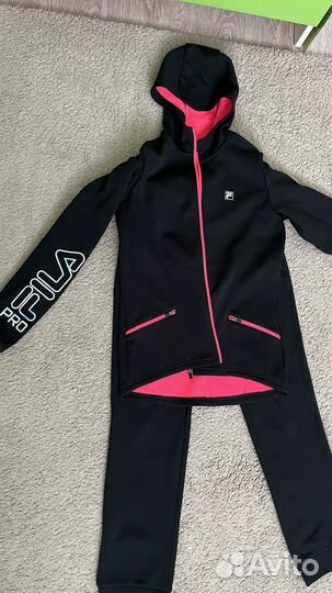 Костюм спортивный