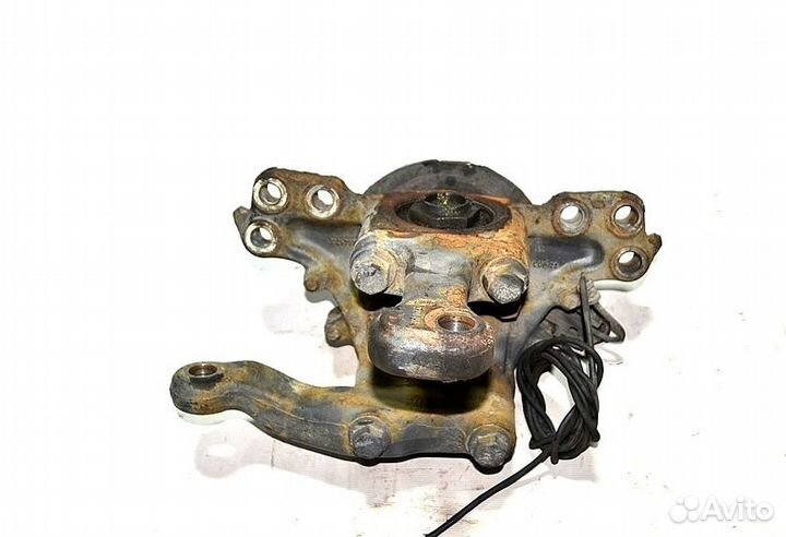 Поворотный кулак переднего моста, левый volvo FH