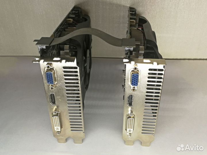 Sapphire HD 6770 - 1GB gddr5 2 штуки