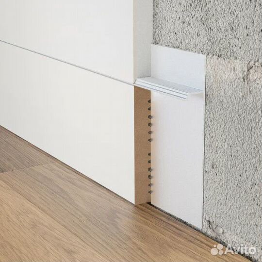 Плинтус скрытого монтажа