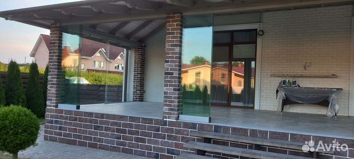 Раздвижное остекление террассы веранды беседки