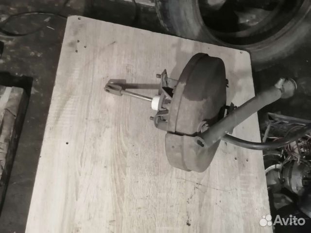 Усилитель тормозов вакуумный Volkswagen Passat b3