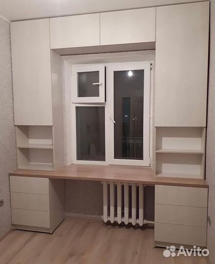 Стол письменный для школьника