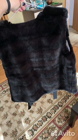Норковая жилетка женская