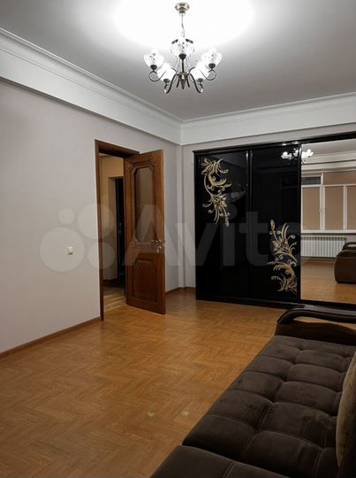 1-к. квартира, 55 м², 1/12 эт.