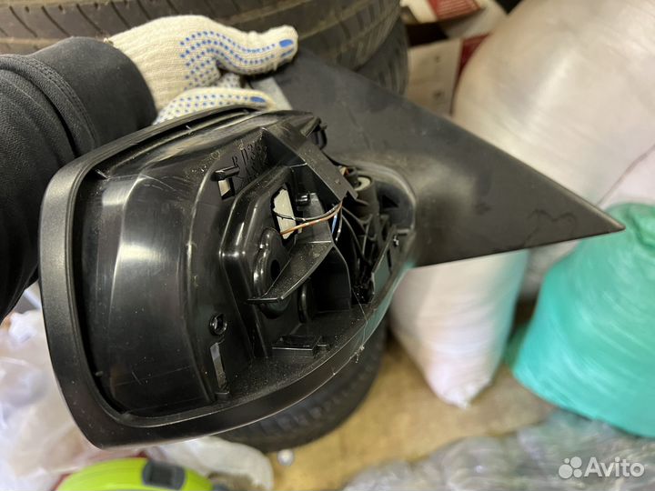 Корпус зеркала правый mazda 3 bk