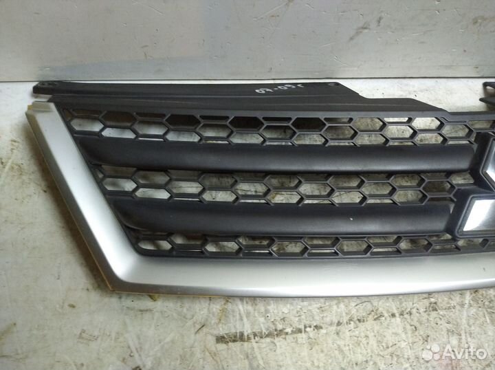 Решетка радиатора Mitsubishi Outlander Xl 2007