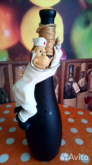 Бутылка стеклянная для вина декоративная