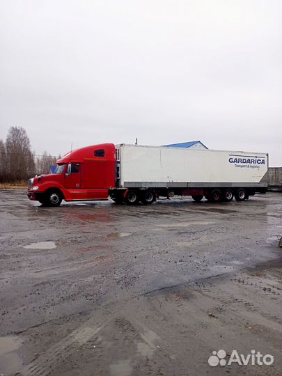 Freightliner Columbia, 2002