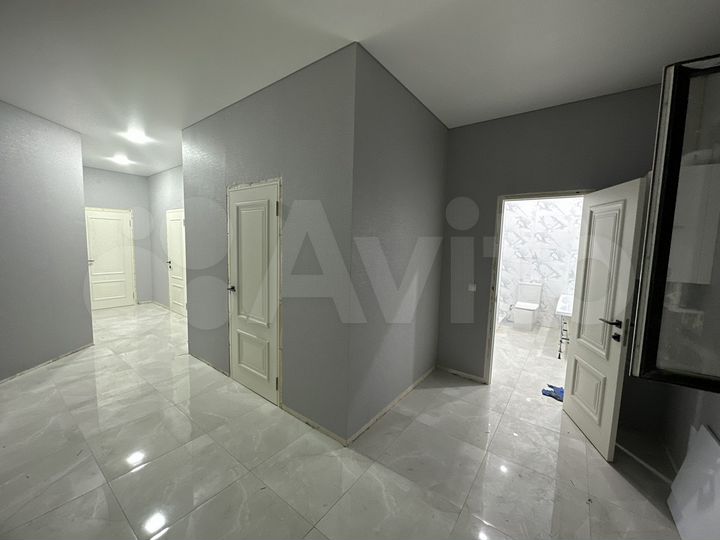 2-к. квартира, 75 м², 4/4 эт.