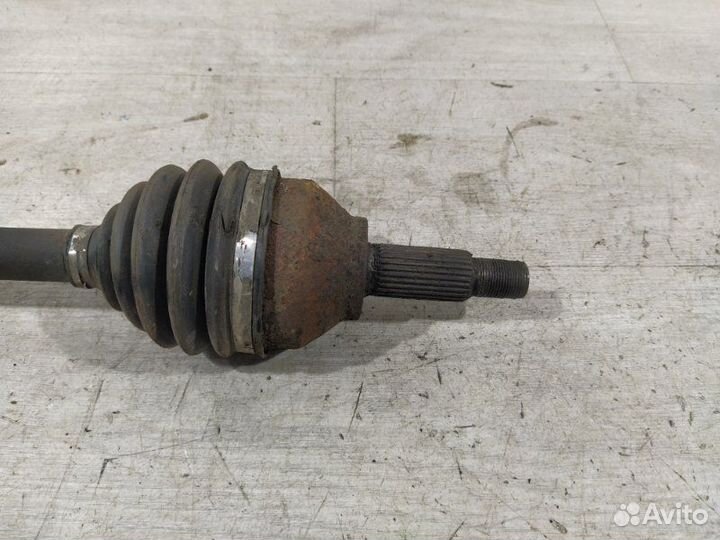 Привод передний левый Ford Mondeo 3 (00-07) 2.0L