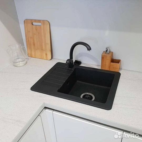 Угловая кухня из мдф на заказ под ключ Омск