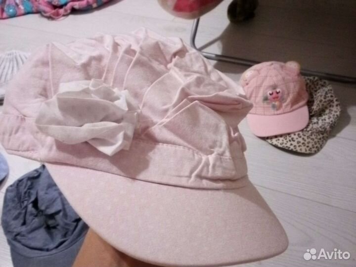 Детские кепочки и шапочки