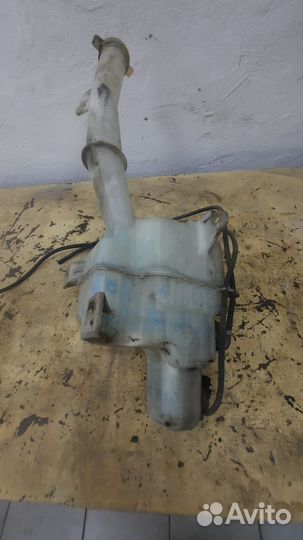 Бачок стеклоомывателя mazda cx-7