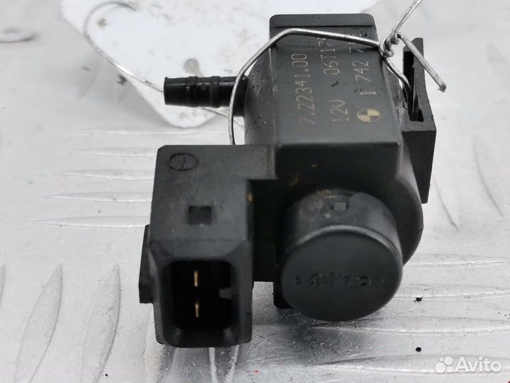 Клапан вакуумного управления BMW 7 11747810831