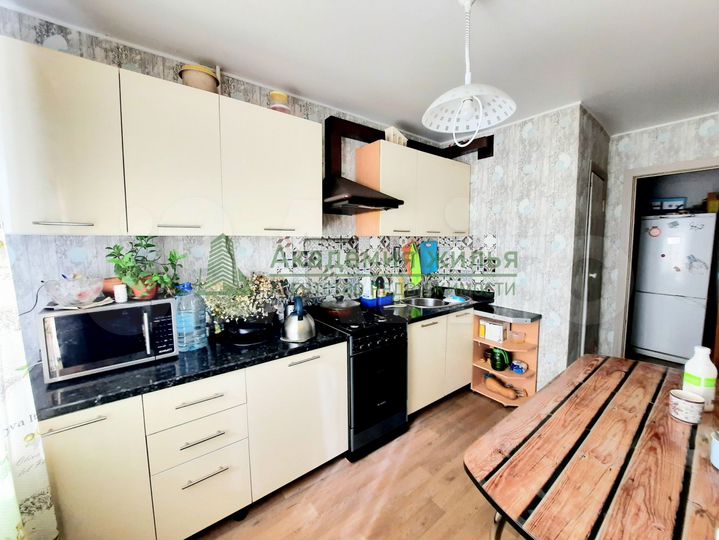 3-к. квартира, 63 м², 1/9 эт.