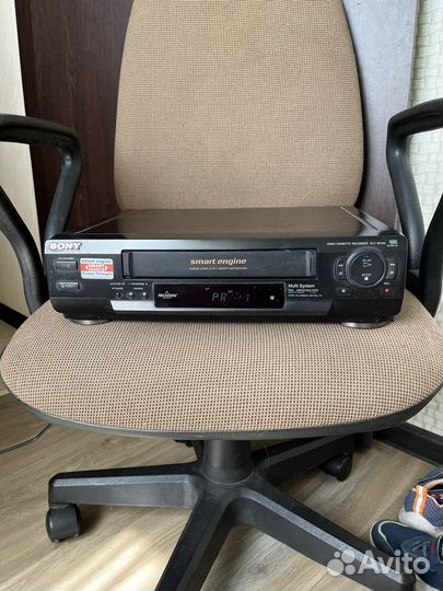 Видеомагнитофон sony slv-se400