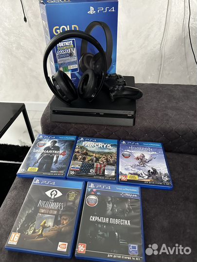 PS4 slim игры и наушники ps4