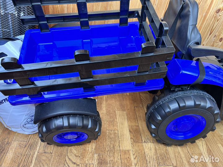 Электромобиль трактор с прицепом