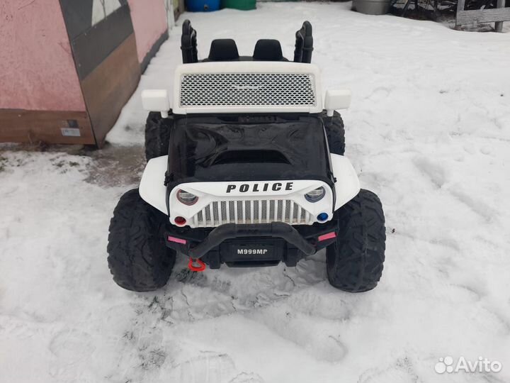 Машинка полиции электро