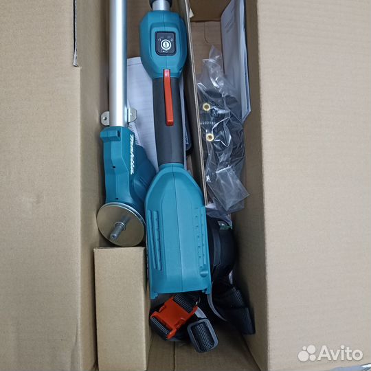 Аккумуляторный триммер makita DUR192LRF