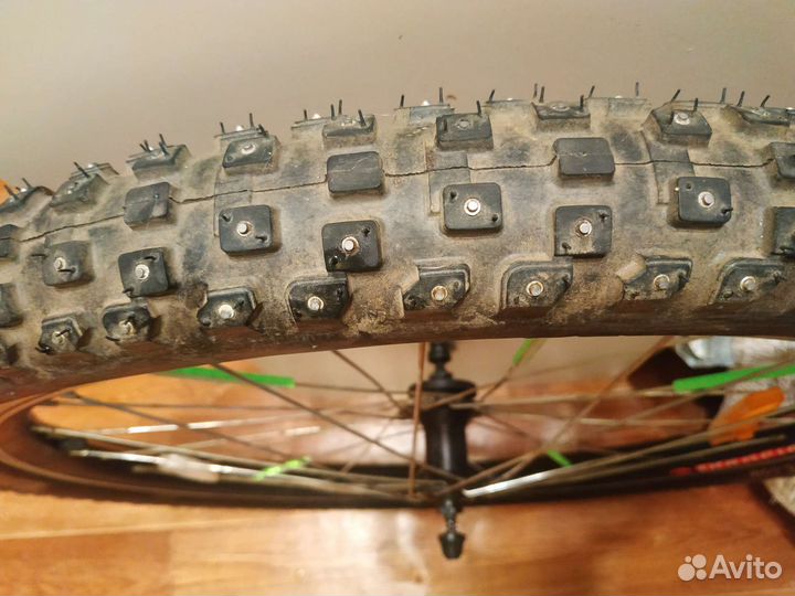 Колесо переднее 26, велопокрышка Зимняя новая на о