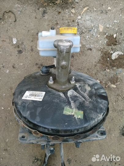 Продам главный тормозной цилиндр с вакуумом на сам