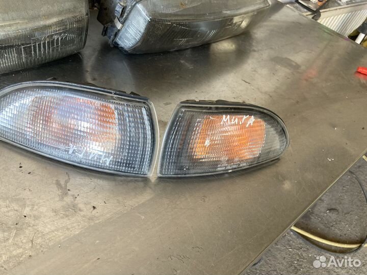Поворотник правый Митсубиси Галант 96 год