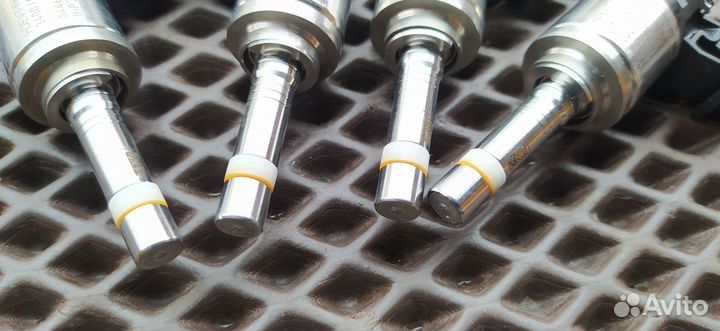 Топливная форсунка VAG 04e906036at