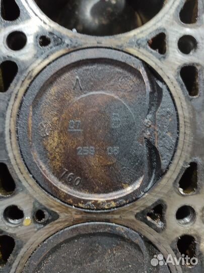 Блок цилиндров Renault Megane 2 K4M812