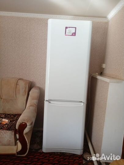 Холодильник indesit бу