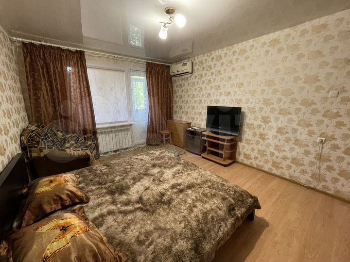 1-к. квартира, 45 м², 1/9 эт.