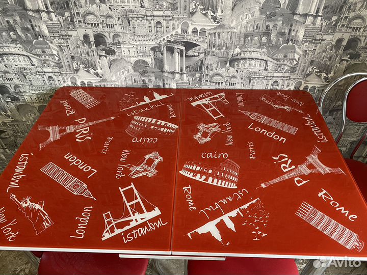 Кухонный стол