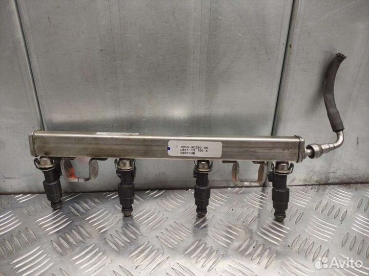 Топливная рампа Ford Focus 2 1.8 2008