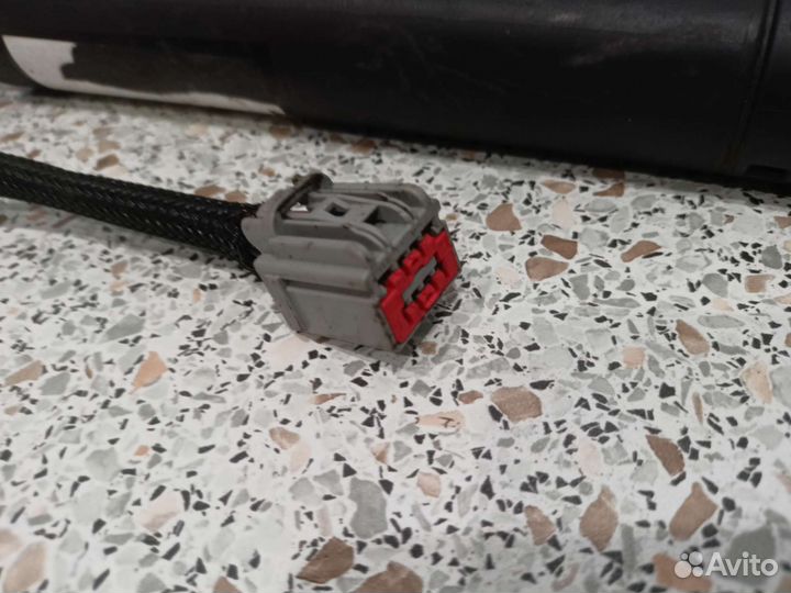 Jeep Cherokee Электропривод багажника