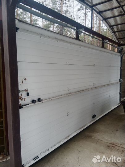Секционные ворота бу doorhan