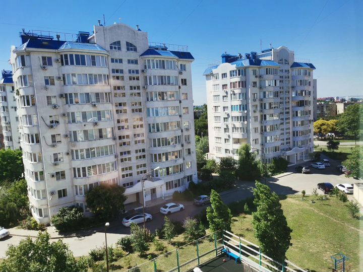 2-к. квартира, 80 м², 6/9 эт.